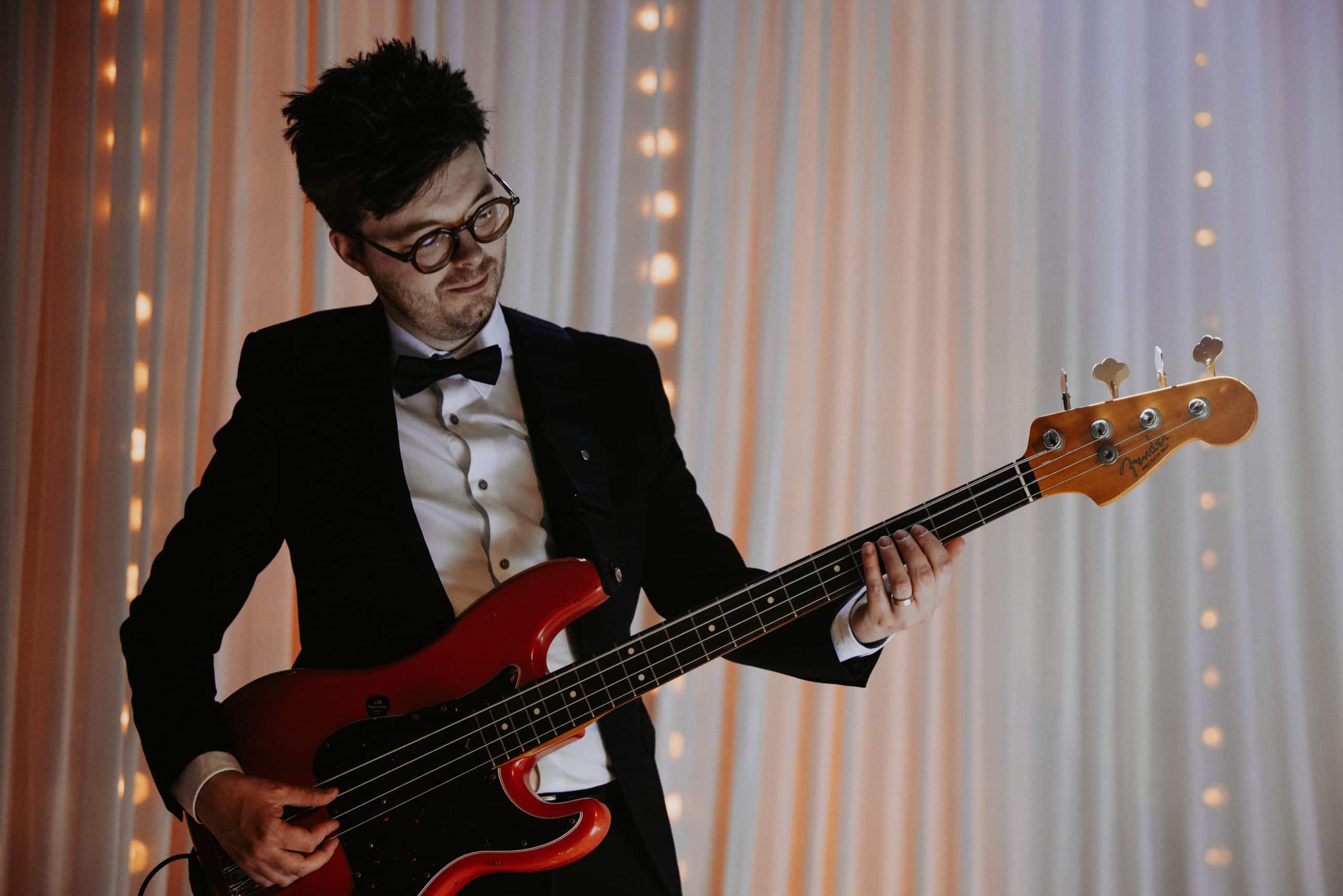 Top 10 Reasons to Hire a Live Band for Your Wedding