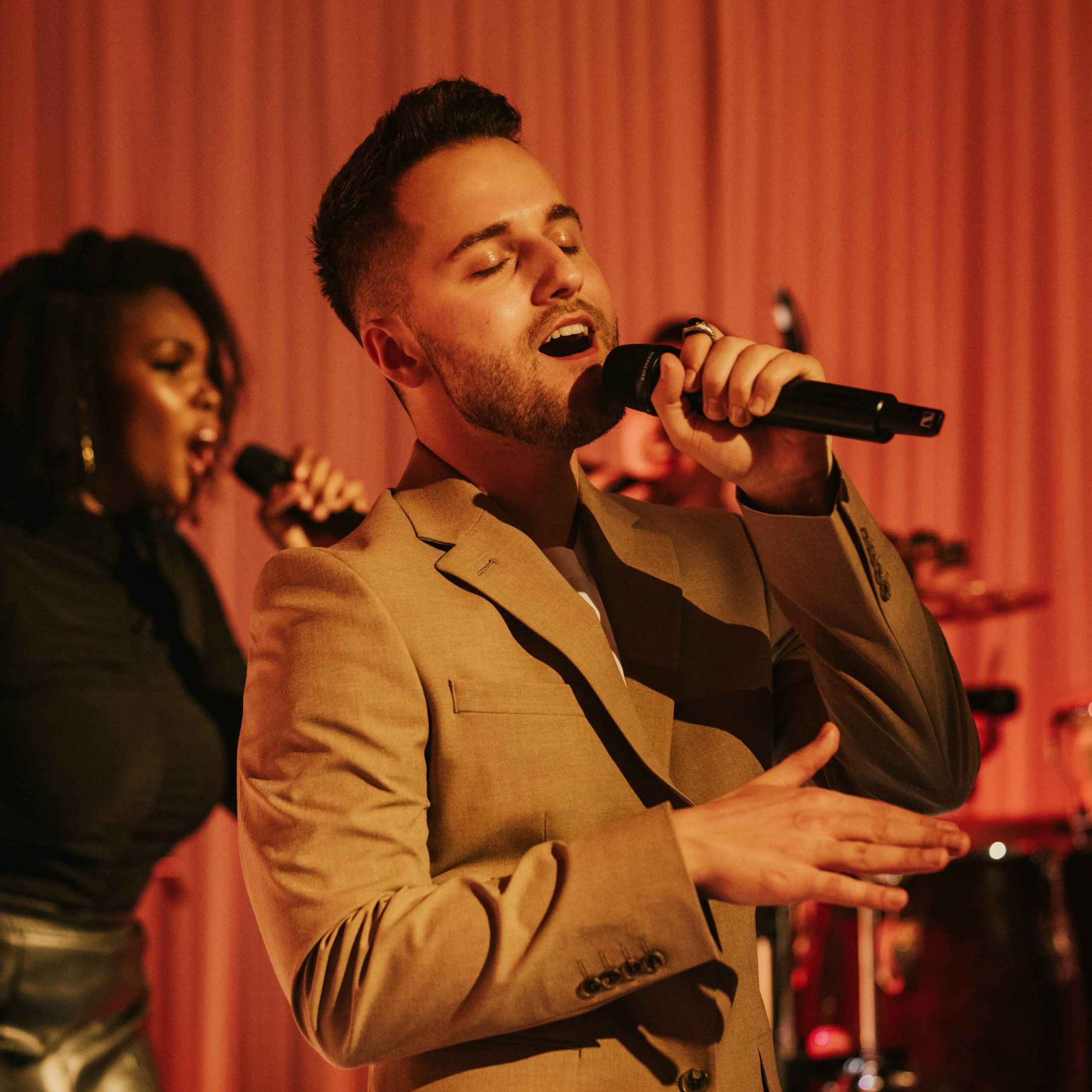 5 Must-Have Songs for Your Wedding Reception to Keep the Energy High