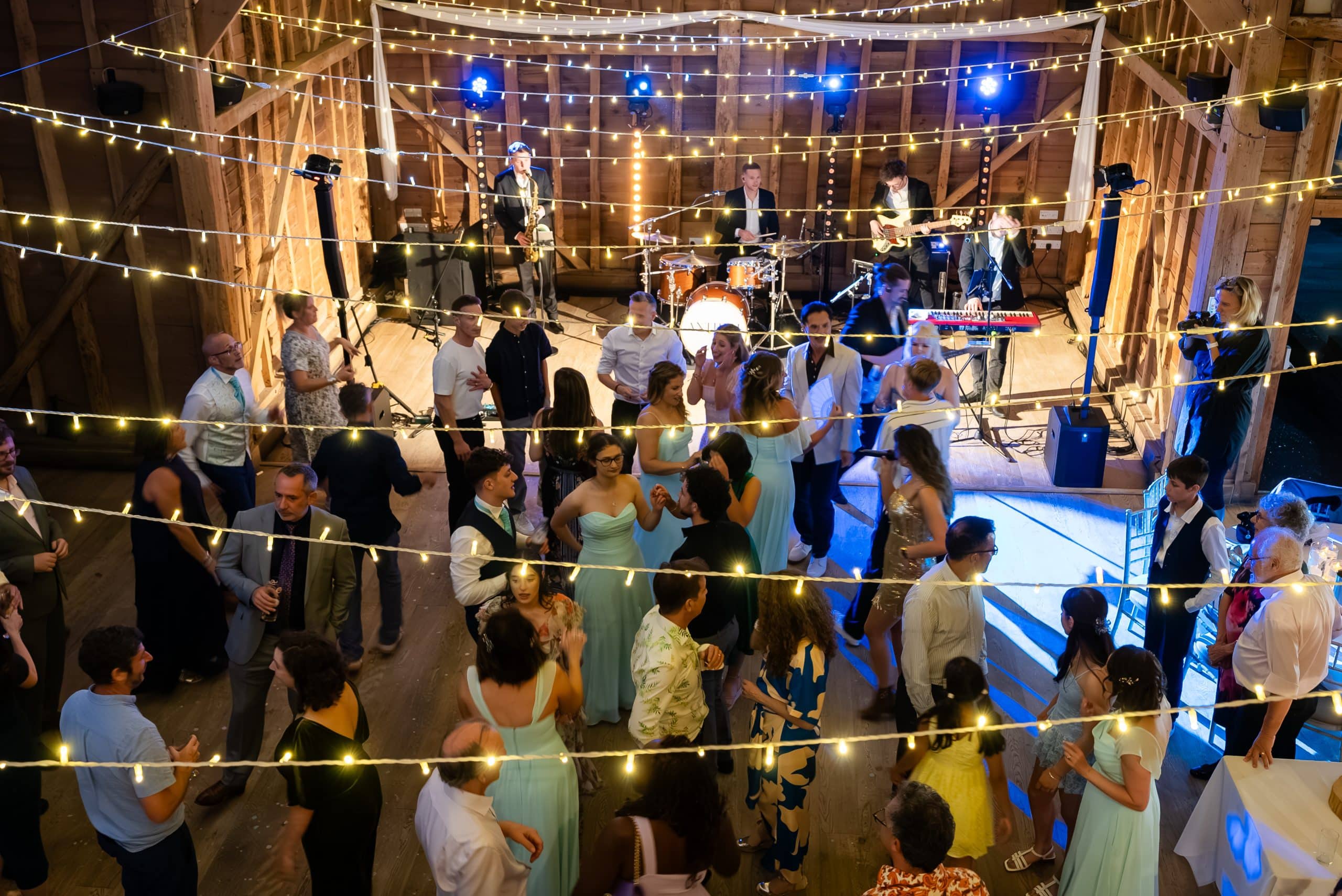 Live Band vs. Acoustic Duo: Which Is Right for Your Ceremony & Drinks Reception?